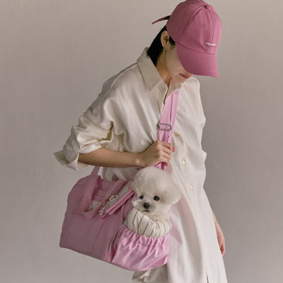 【予約】Partir bag - Blush Pink(オールシーズン用クッション+ショルダーパット付属)|犬用キャリーバッグ・スリングバッグ