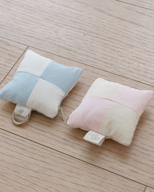 【予約】cuddle-poop keyring