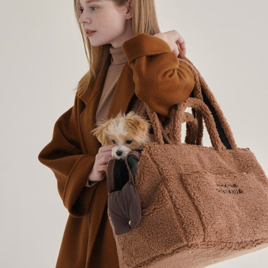 【予約】Teddy Shearing Boucle Bag(キャメル)|犬用キャリーバッグ
