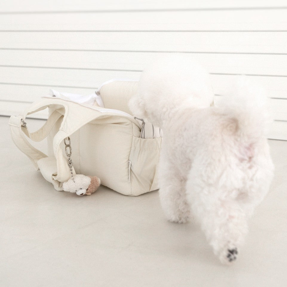 【予約】Lier petbag（ベーシッククリームクッション＋ショルダーパッド付属）｜犬用キャリーバッグ