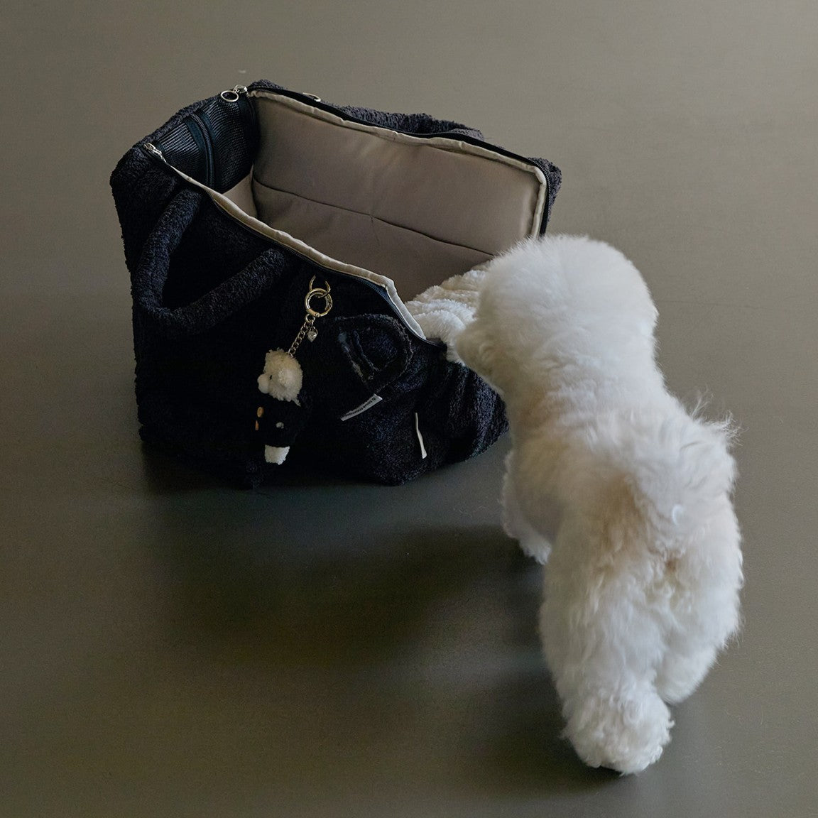 【一部即納】Mou Petbag Boucle edition｜犬用キャリーバッグ