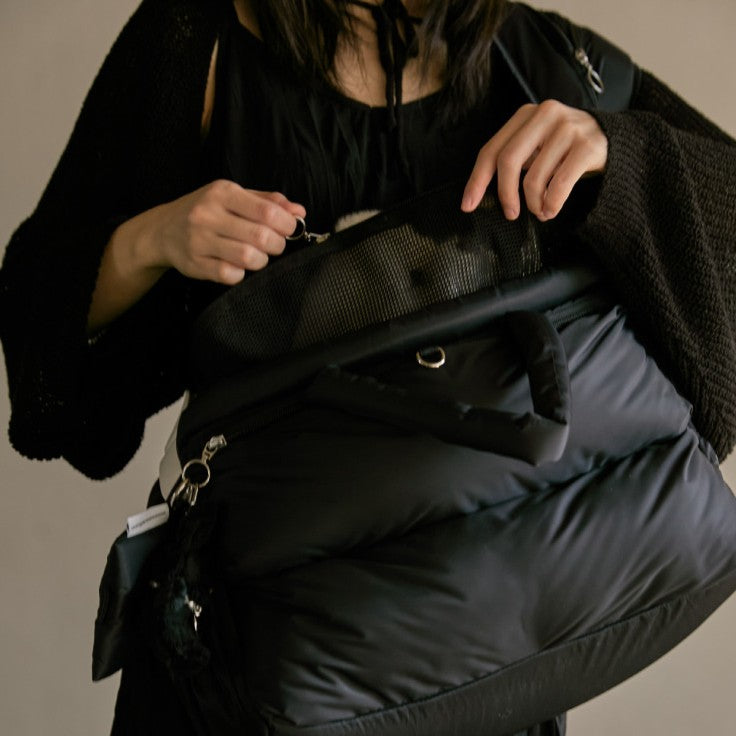 【予約】Mou Slingbag｜犬用キャリーバッグ・スリングバッグ