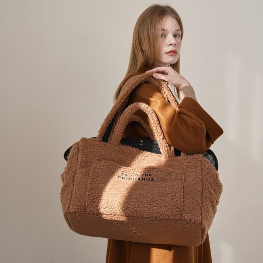 【予約】Teddy Shearing Boucle Bag（キャメル）｜犬用キャリーバッグ