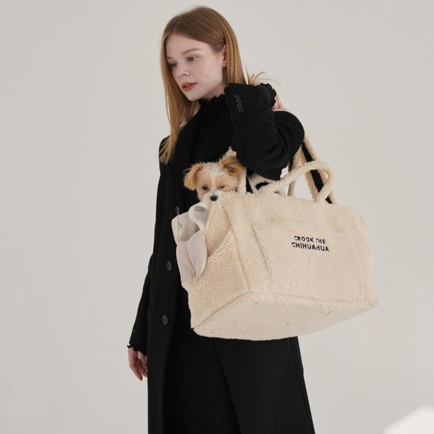 【予約】Teddy Shearing Boucle Bag（クリーム）｜犬用キャリーバッグ