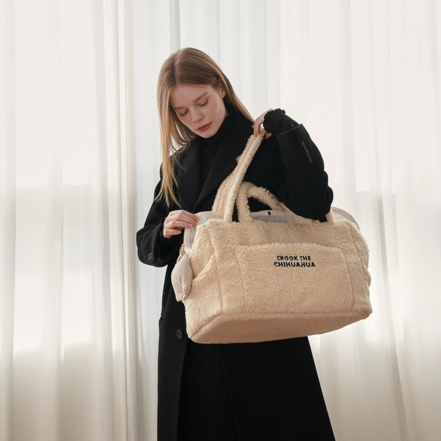 【予約】Teddy Shearing Boucle Bag（クリーム）｜犬用キャリーバッグ