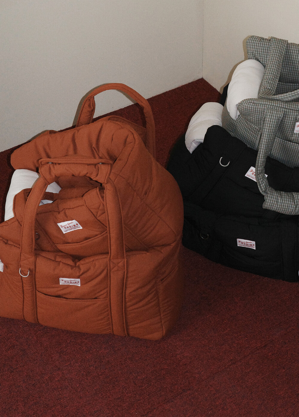 【予約】 DAY CARRY BAG (brick orange)｜犬用キャリーバッグ