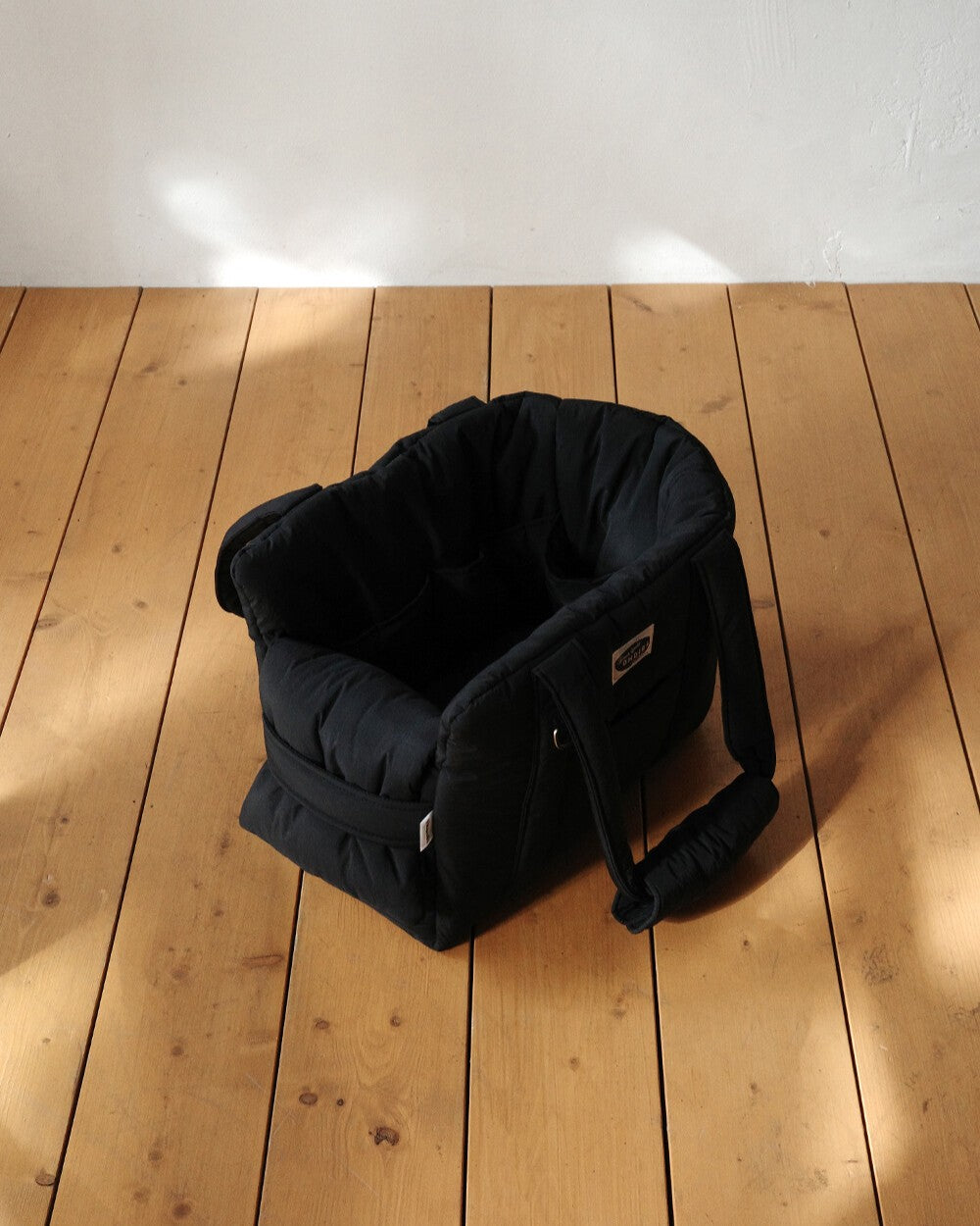 【予約】 DAY CARRY BAG 2.0｜犬用キャリーバッグ